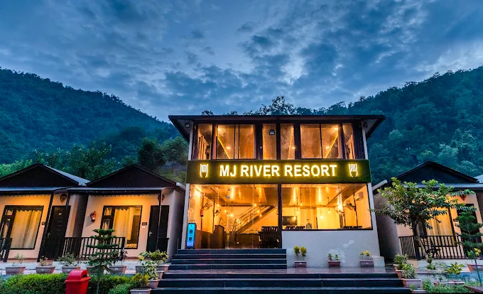 MJ River Resort by DLS
